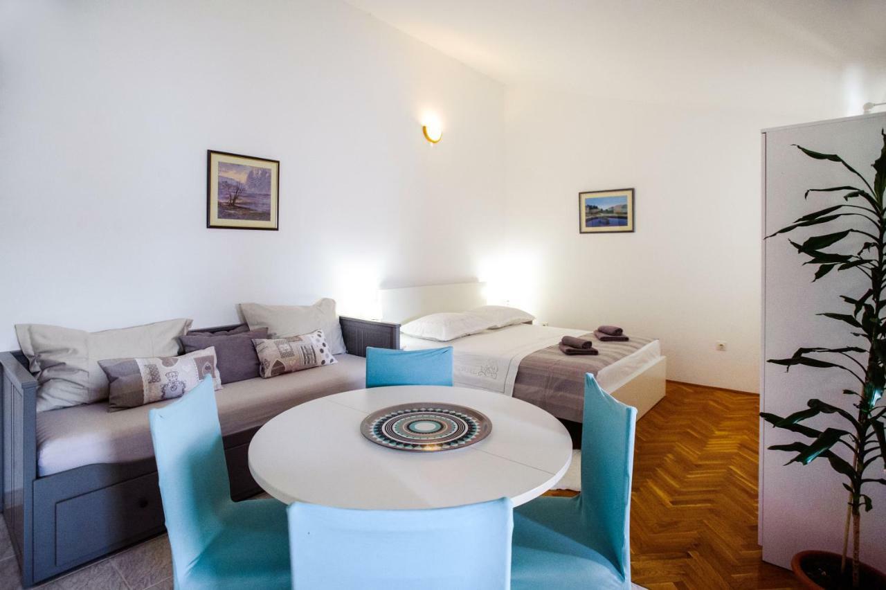Apartments Korda L&M- Suhi Potok Jesenice  Exterior foto